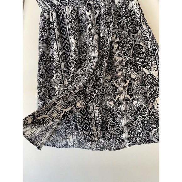 Charlotte Russe dress black and white elastic waist and sleeves v neck Size XS - Picture 5 of 7